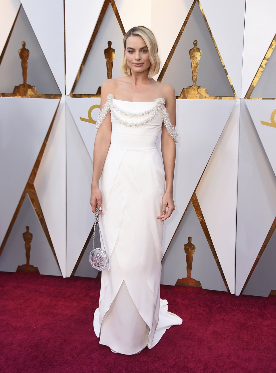 Margot Robbie en la alfombra roja de los Oscar 2018