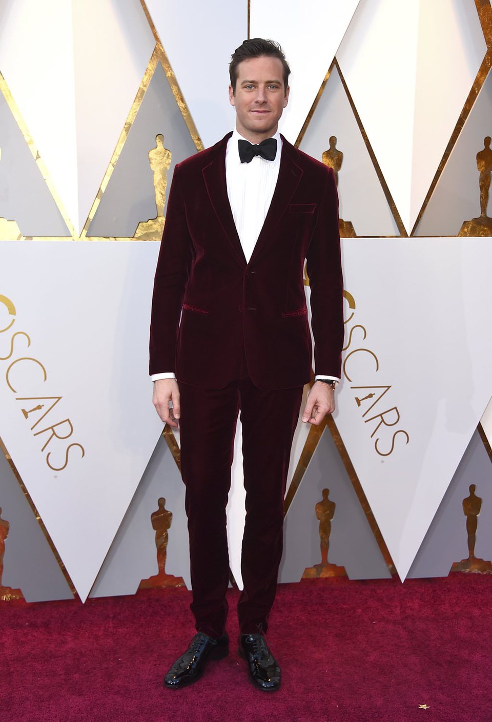 Armie Hammer en la alfombra roja de los Oscar