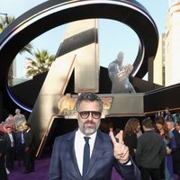 Mark Ruffalo posa en la alfombra púrpura de la premiere 'Vengadores: Infinity War'