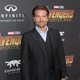 Bradley Cooper posa en la alfombra púrpura de la premiere de 'Vengadores: Infinity War'