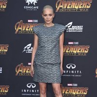 Pom Klementieff posa en la alfombra roja de la premiere de 'Vengadores: Infinity War'