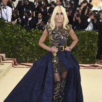 Donatella Versace en la Gala Met 2018