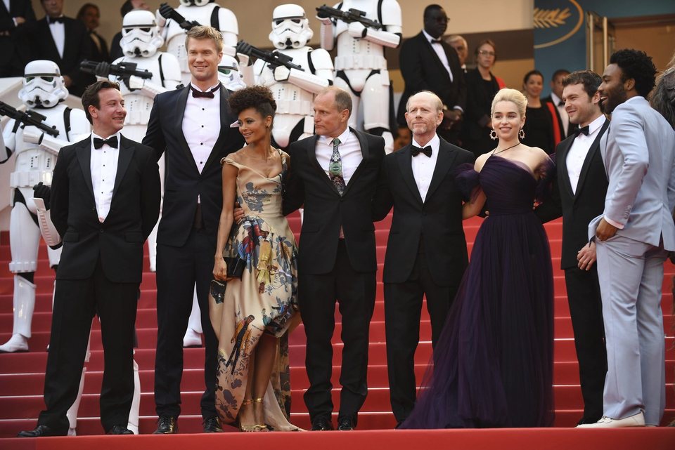 El reparto de 'Han Solo: Una historia de Star Wars' asiste a la premiere de la película en el Festival de Cannes