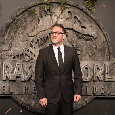 Colin Trevorrow en la premiere mundial de 'Jurassic World: El reino caído' en Madrid