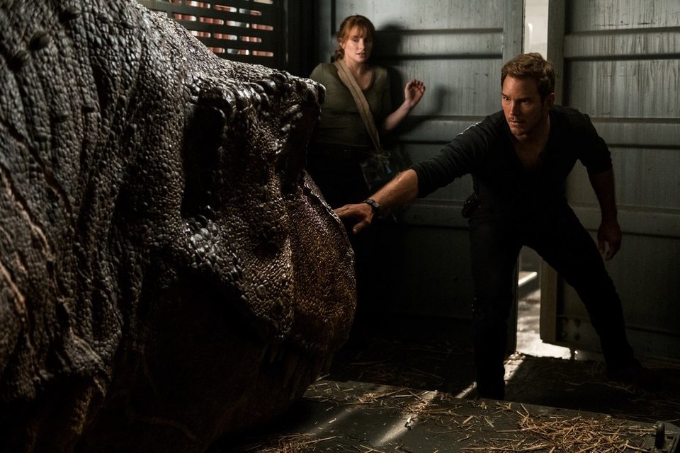 Owen Grady y Claire Dearing en 'Jurassic World: El reino caído'