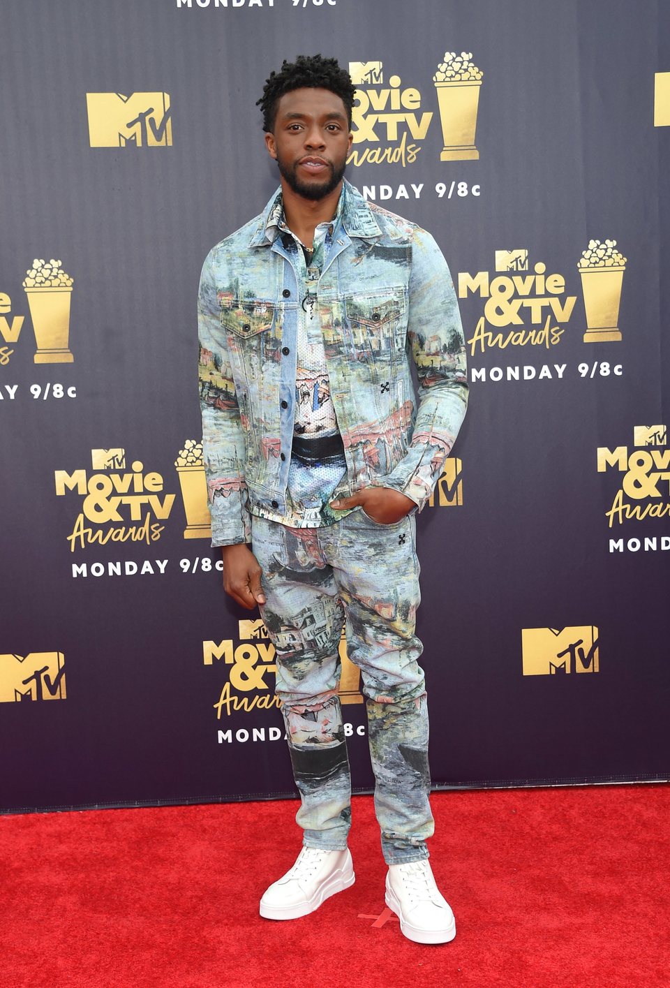 Chadwick Boseman en la alfombra roja de los MTV Movie & TV Awards 2018