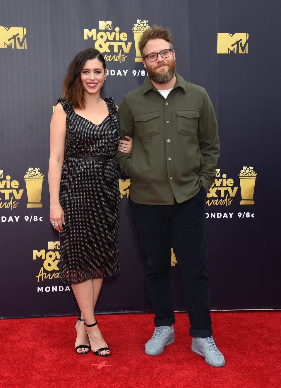 Seth Rogen y Lauren Miller en la alfombra roja de los MTV Movie & TV Awards 2018