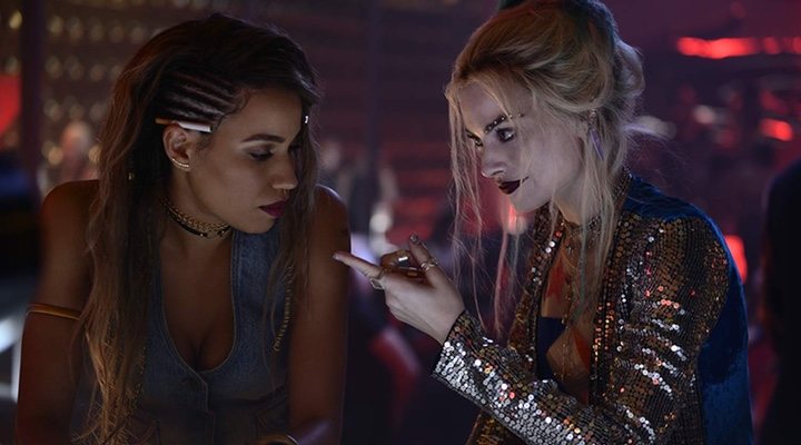 Fans have been debating whether or not 'Birds of Prey' will deliver a post-credit scene teasing DC's future