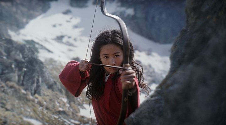 The first reviews of Disney's live-action 'Mulan' are largely positive, praising this feminist take on the tale