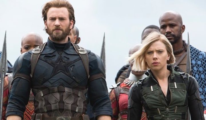  Captain America and Black Widow in 'Avengers: Infinity War'