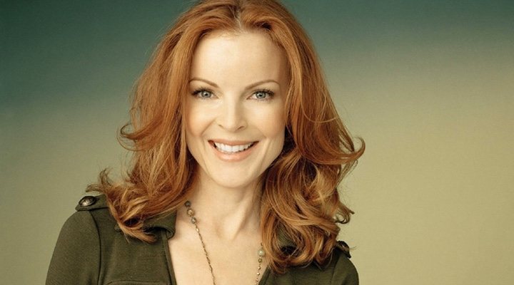  Marcia Cross