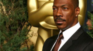 Eddie Murphy critica el ritmo de los Oscar y pretende presentar la gala en un futuro