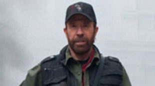 Chuck Norris protagoniza la nueva imagen de 'Los mercenarios 2'