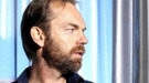 Michael Bay está "harto" de los comentarios despectivos de Hugo Weaving hacia 'Transformers'