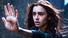 Lily Collins protagoniza la primera imagen de 'Cazadores de sombras: Ciudad de Hueso'