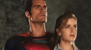 Henry Cavill y Amy Adams posan juntos en una nueva imagen de 'El Hombre de Acero'