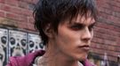 Nicholas Hoult presenta a R en un clip exclusivo de 'Memorias de un zombie adolescente'