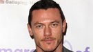 Luke Evans habla sobre sus próximos papeles en 'El Cuervo' y 'Drácula'