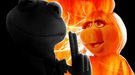 La rana Gustavo se convierte en James Bond en los nuevos pósters de 'El tour de los Muppets'