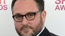 Colin Trevorrow presenta el servicio de veterinaria de 'Jurassic World' en una imagen desde el rodaje