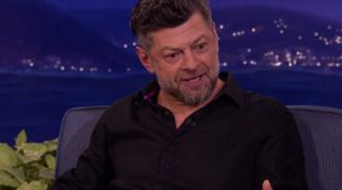 Andy Serkis interpreta una conversación entre Gollum y César