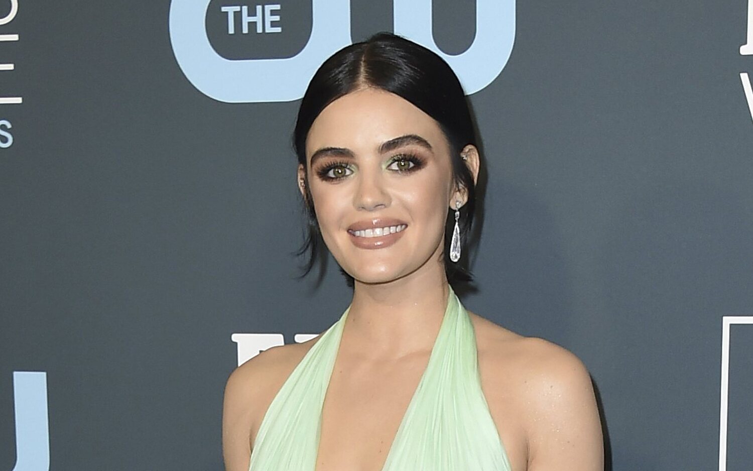 Lucy Hale dice que el casting de 'Cincuenta sombras de Grey' fue el más incómodo de su carrera