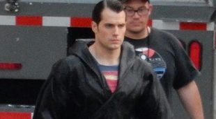 Imágenes de Henry Cavill y parte del reparto en el rodaje de 'Batman v Superman: Dawn of Justice'