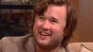 Haley Joel Osment habla acerca de sus polémicas imágenes del rodaje de 'Yoga Hosers'