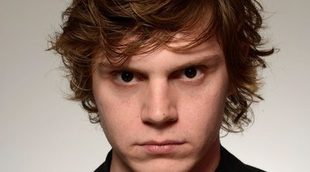 Evan Peters, Liam Hemsworth y Dan Stevens, primeros candidatos para protagonizar '40 Thieves' de Shawn Levy