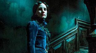 Jessica Chastain irreconocible en la primera imagen oficial de 'Crimson Peak'