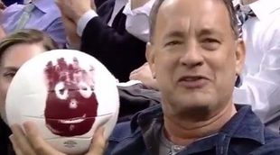 Tom Hanks se reúne con la pelota Wilson de 'Náufrago' 15 años después