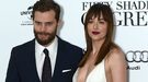 Jamie Dornan y Dakota Johnson brillan en la premiere en Londres de 'Cincuenta sombras de Grey'