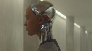 Conoce a la inquietante Ava en un clip exclusivo de 'Ex Machina'