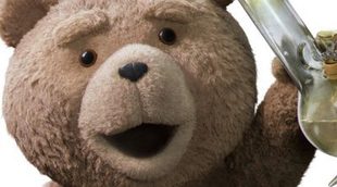 Ted pide su legalización en el nuevo póster de 'Ted 2'