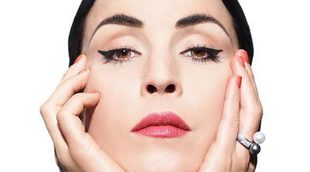 Noomi Rapace protagoniza el póster promocional de 'Callas', biopic de Maria Callas