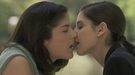 Sarah Michelle Gellar y Selma Blair recrean su beso lésbico de 'Crueles intenciones'