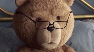 Ted lo peta en el juzgado en el nuevo tráiler de 'Ted 2'