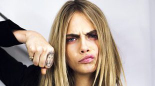 Cara Delevingne responde a sus detractores: "Chupadme las tetas"