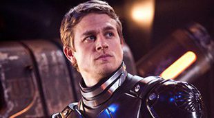 Charlie Hunnam no quiere que se pasen con los efectos especiales de 'Pacific Rim 2'