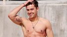 Zac Efron, sin camiseta, en el set de 'Malditos Vecinos 2'