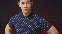 El desnudo de Nick Jonas calienta el estreno de 'Scream Queens'