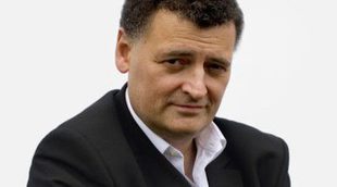 Steven Moffat, guionista de 'Sherlock', asegura que podría funcionar una versión femenina de Sherlock Holmes