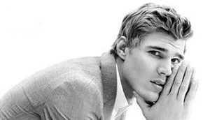 Chris Zylka muestra el pene en la segunda temporada de 'The Leftovers'