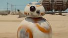 'Star Wars: El despertar de la fuerza': El robot BB-8 y cuatro cachorros se lo pasan pipa en este vídeo