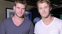 Liam Hemsworth cuenta que su hermano Chris se ha hecho cargo de las deudas de sus padres