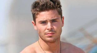 Zac Efron entrena duro para lucir su torso desnudo en el remake de 'Los vigilantes de la playa'