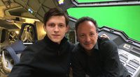 Tom Holland se fotografía a bordo de un Quinjet en el rodaje de 'Capitán América: Civil War'