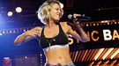 Kaley Cuoco se convierte en Britney Spears en su espectacular actuación de 'Lip Sync Battle'