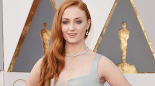 Sophie Turner revela un gran spoiler de la sexta temporada de 'Juego de Tronos' en los Oscar