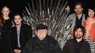 'Juego de Tronos': George R.R. Martin confirma que la serie le ha "spoileado" una de las muertes del libro